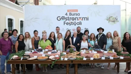 Bursa’nın gastronomi şöleni başlıyor: Ünlü şefler ve yöresel tatlar üç gün boyunca Merinos’ta buluşacak